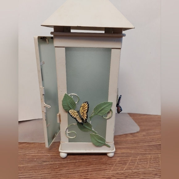 Vintage Glass and Metal 3D Butterfly Tealight Lantern - Picture 4 of 11